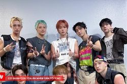 Stray Kids lập kỷ lục mới trên Billboard