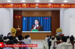 BTL Vùng Cảnh sát biển 4 tuyên truyền pháp luật cho người dân xã Sơn Kiên và xã Hòn Đất