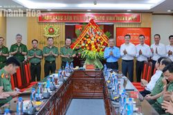 Thường trực Tỉnh ủy chúc mừng Công an tỉnh nhân Ngày truyền thống Công an Nhân dân Việt Nam
