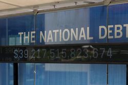 Nợ c&ocirc;ng Mỹ sắp chạm ngưỡng 40 ngh&igrave;n tỷ USD