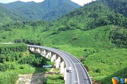 Ngày 31/8 thông tuyến chính cao tốc La Sơn - Hòa Liên