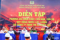 Diễn tập phương án PCCC và CNCH phối hợp nhiều lực lượng tại Công ty TNHH TMSX Bách Lạc