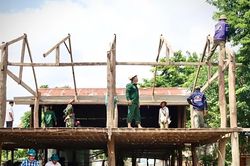 Tháo nhà cũ, dựng cuộc sống mới ở nơi tái định cư