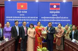Thường trực HĐND tỉnh Gia Lai hội đàm với Thường trực HĐND tỉnh Attapeu