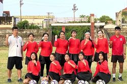 Những bước chân trên miền đất Ngọc