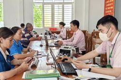 'Cầu nối' đưa vốn đến người nghèo