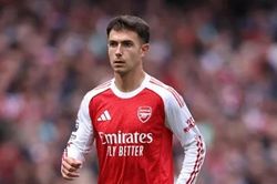 Real Madrid muốn chiêu mộ Zubimendi từ Arsenal, Newcastle hỏi mua Mikautadze 55 triệu euro