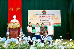 Ra mắt Câu lạc bộ Khoa học kỹ thuật nuôi trồng thủy sản xã Khánh Thiện