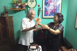'Người rồi cũng chết, sách vở để làm gì?'