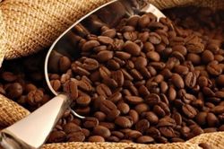 Ngày 17/8: Giá cà phê mất mốc 95.000 đồng/kg, hồ tiêu neo ở mức cao