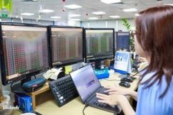 Dòng vốn ETF Việt Nam cải thiện sau 7 tháng đầu năm