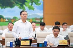 Hoàn thiện đồng bộ khuôn khổ pháp lý về tiền tệ, ngân hàng, ngoại hối và phòng, chống rửa tiền