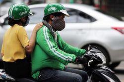 Hà Nội yêu cầu rà soát hoạt động vận tải qua ứng dụng
