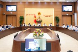 Hoàn thiện hành lang pháp lý tài chính - ngân hàng, bảo đảm an toàn hệ thống