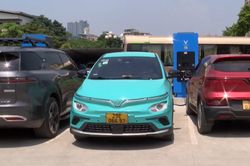 Chậm nhất 31/12 hoàn thành hạ tầng sạc điện tại trạm dừng nghỉ