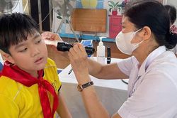 Hà Nội khám sức khỏe miễn phí cho hơn 2,2 triệu học sinh trước thềm năm học mới