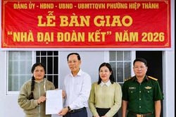 Trao mái ấm cho đồng bào Khmer khó khăn