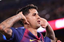 Ch&iacute;nh thức: Jo&atilde;o Cancelo t&aacute;i hợp Barcelona sau khi rời Al-Hilal