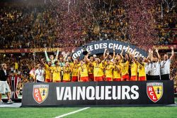 Si&ecirc;u c&uacute;p Ph&aacute;p 2026: PSG thất bại trước Lens trong trận cầu lịch sử