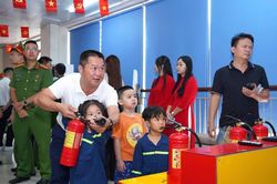 Phường Việt Hưng ra mắt Trung tâm học tập cộng đồng về phòng cháy, chữa cháy và cứu nạn, cứu hộ