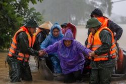 Mưa lớn diện rộng, 18 tỉnh, thành chủ động di dời dân khỏi vùng nguy hiểm
