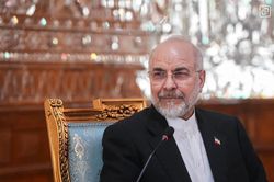 Iran tuyên bố 'chiến thắng hoàn toàn' trước Mỹ và Israel