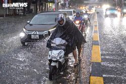 Dự báo thời tiết ngày mai 18/8: Mưa lớn trút xuống Bắc Bộ và Bắc Trung Bộ