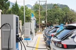 Đề xuất quy chuẩn về trụ sạc, trạm sạc xe điện