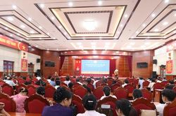 Đưa chính sách phát triển sản phẩm, dịch vụ chăm sóc, phục vụ người cao tuổi vào cuộc sống