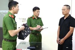 Bắt đối tượng có 3 tiền án, đập kính ô tô trộm hơn 700 triệu đồng