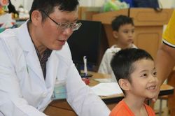 TPHCM tăng tốc khám sức khỏe cho học sinh và người lao động
