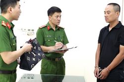 Đập kính ô tô lấy túi LV và gần 700 triệu đồng rồi trốn qua nhiều tỉnh thành