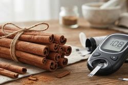 Có nên bổ sung quế để hạ đường huyết?