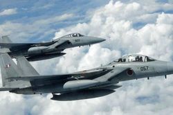 Nhật Bản ký hợp đồng mới nâng cấp hàng loạt tiêm kích F-15J lên cấp độ JSI