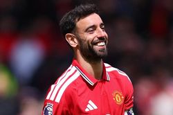 Phản ứng của MU khi Galatasaray muốn có Bruno Fernandes