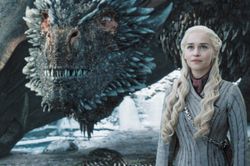 Tiểu thuyết của George R.R Martin được xếp là 'sử thi kỳ ảo hay nhất'