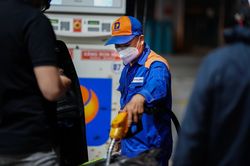 Cổ đông Petrolimex đón tin vui