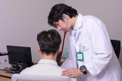 Ngày càng nhiều người trẻ đột quỵ, BS nói thẳng thực tế đáng lo