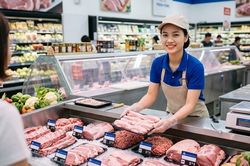 Giá heo hơi hôm nay 18.8.2026: Nhiều địa phương xuống 56.000 đồng/kg
