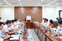 Cần phát huy mạnh hơn vai trò kiến tạo thể chế của HĐND thành phố