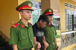 Bắt tạm giam 'đầu têu' vụ trộm