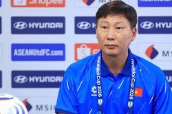 HLV Kim Sang-sik: 'Đội tuyển Việt Nam sẽ thi đấu tốt hơn trận lượt đi với Malaysia'