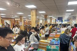 TPHCM dự kiến chi 288 tỷ đồng cho chính sách miễn phí sách giáo khoa
