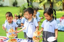 Siết an toàn thực phẩm trong trường học