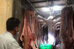 H&agrave; Nội siết kiểm so&aacute;t giết mổ nhỏ lẻ, c&ocirc;ng khai nguồn thực phẩm an to&agrave;n