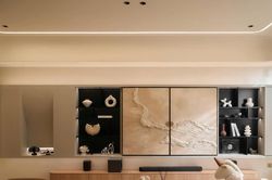 Bỏ vách ngăn, mở rộng không gian sống trong căn hộ 130m²