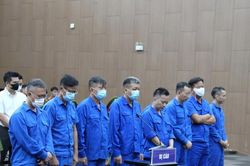 Vụ cựu Thứ trưởng Nguyễn B&aacute; Hoan: Chủ doanh nghiệp khai 'nếu kh&ocirc;ng chi tiền chắc chắn kh&ocirc;ng thuận lợi'
