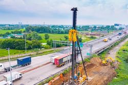 Dự &aacute;n mở rộng cao tốc TPHCM - Trung Lương - Mỹ Thuận thi c&ocirc;ng cầm chừng