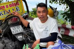 Người dân nấu cơm tiếp sức đội tìm kiếm nạn nhân mất tích ở Mũi Nghê