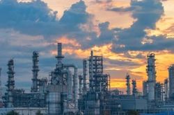 Căng thẳng Mỹ - Iran đẩy giá dầu tăng cao, biên lợi nhuận diesel chạm mức kỷ lục